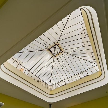 Anfitrion Sevilla 5 Екстериор снимка